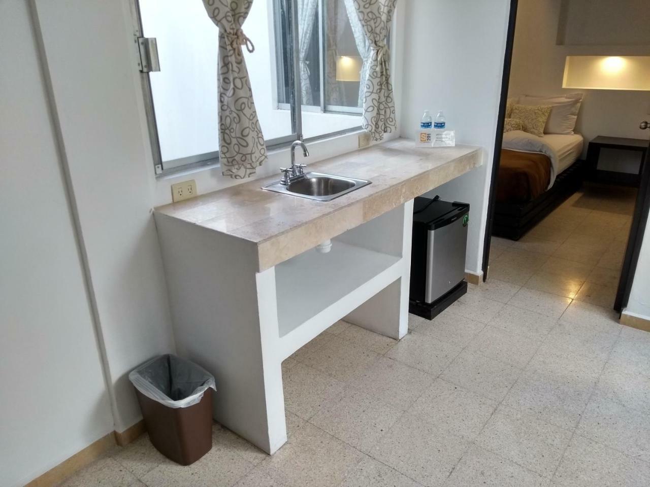 Suites 201 普埃布拉 外观 照片